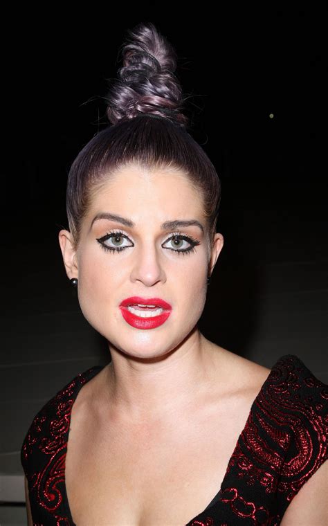 kelly osbourne  marc jacobs fashion show   york hawtcelebs