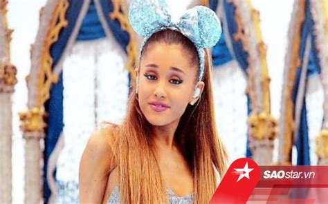 Ariana Grande N Ho Ng Nh C Gi Ng Sinh M I Saostar Vn