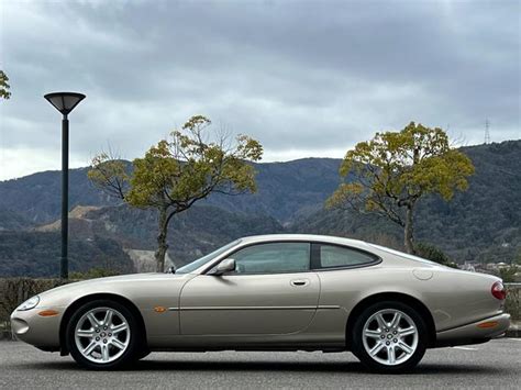 ジャガー Xk Xk8 クラシック ワンオーナー 正規ディーラー車の中古車｜グーネット中古車