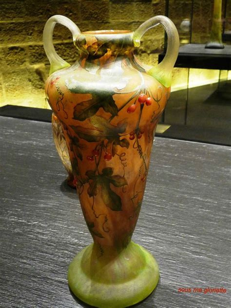 414 best DAUM images on Pinterest | Flower vases, Art nouveau and Crystals