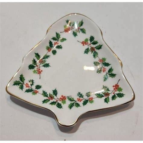 Vtg Royal Tara Irish Christmas Tree Shaped Candy Dish Made In Ireland Holly Etsy