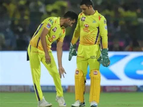 Mi Vs Csk Deepak Chahar Is Injured Leaves The Field In Pain Tata Ipl