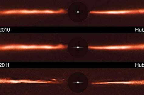 Scientists Bemused By Odd Ripples Surrounding Nearby Star