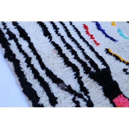 Petit Tapis Berb Re Azilal Lignes Noires Et Color Es Abstraites En