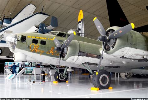 Boeing B 17g Flying Fortress 299p Usa Air Force Aviation Photo