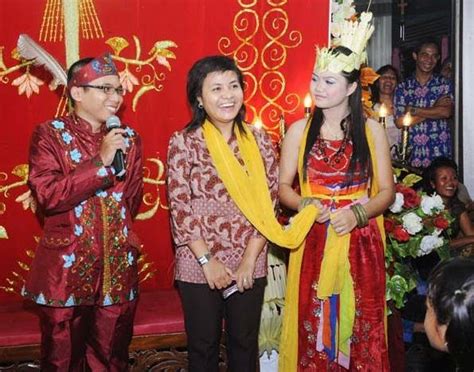 Mengenal Adat Dayak Maanyan