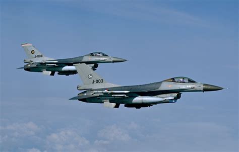 Netherlands Says Ukraine Can Use Its F 16s To Strike Russian Territory