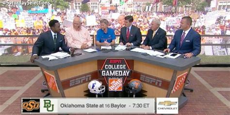 Espn College Gameday Crew Makes Oklahoma State Baylor Picks Pistols Firing