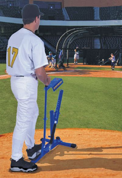 E6680 Louisville Slugger Blue Flame Pitching Machine