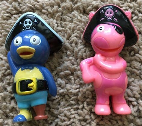 Backyardigans Pirate Pablo And Uniqua Penguin 3 Figure Set Pair