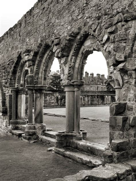 Saint Andrews Cathedral Ruins – Place to See in Scotland