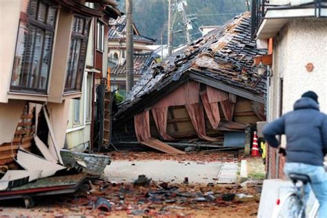 Race Against Time To Locate Quake Survivors As Japan Removes Tsunami Alerts And Death Toll Climbs