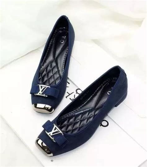 luxury brand genuine leather flat shoes  metal buckle luxury