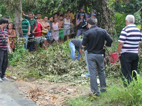 G Corpo Encontrado Em Matagal Na Zona Sul De Manaus Not Cias Em