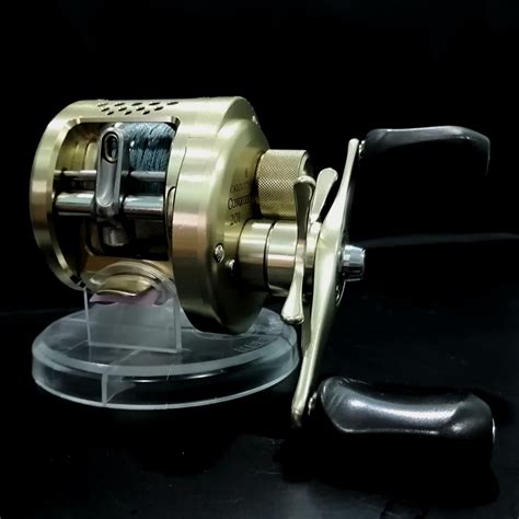 Shimano Calcutta Conquest 201 2004 Sports Equipment Fishing On