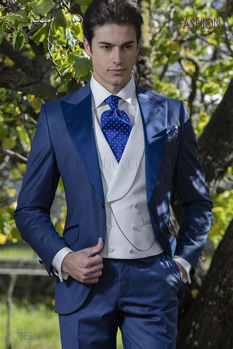 Costume Bleu Roi Mariage Italien Avec Gilet Blanc Crois Costume