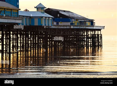 Central Pier Blackpool Lancashire Stock Photo Alamy