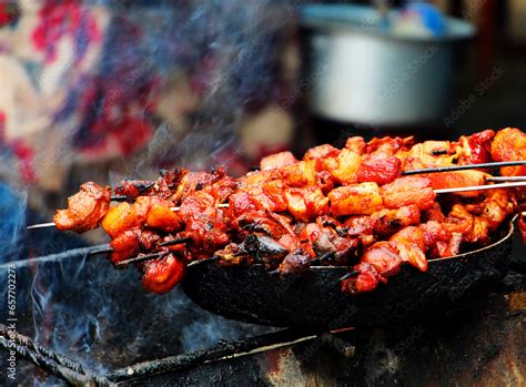 Foto De Meat On The Grill Nepalese Street Food Authentic And Delicious