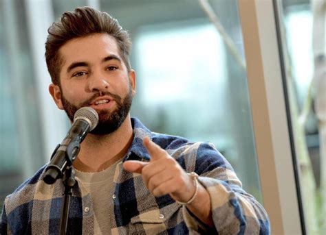 La Culture Gitane Lhonneur Avec Le Chanteur Kendji Girac En Cl Ture