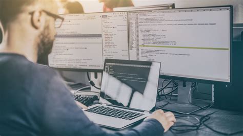 Programmatore Java Cosa Fa E Quanto Guadagna