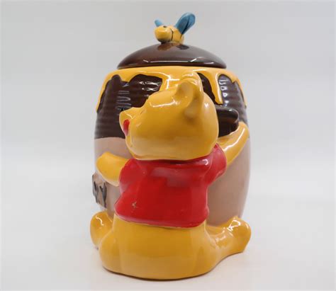 Detail Winnie The Pooh Honey Pot Cookie Jar Koleksi Nomer 36