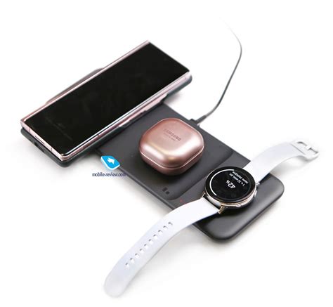 Mobile-review.com Обзор беспроводной зарядки Samsung Wireless Charger ...