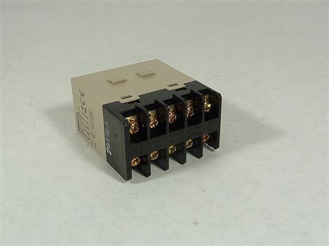 Omron Enclosed Power Relay Bracket Mounted Dpst No Off