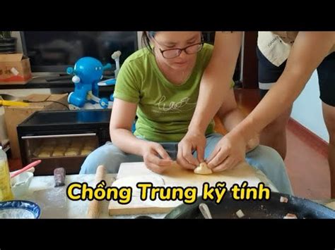 Chồng Trung dạy vợ làm món bánh bao thịt nướng của người Duy Ngô Nhĩ