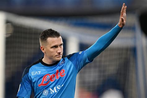 Napoli President Implies Zielinski Will Head Elsewhere