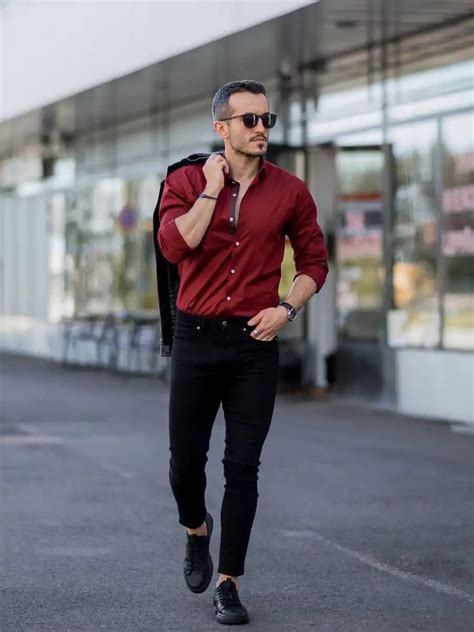 Aggregate More Than Maroon Trouser With Black Shirt In Cdgdbentre