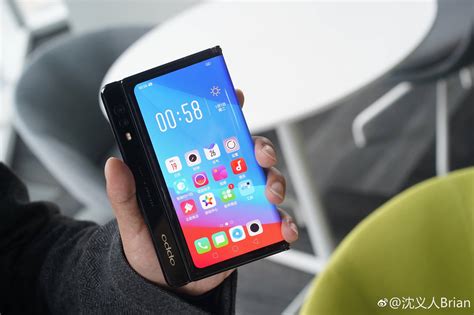 Oppo e TCL também preparam smartphones dobráveis Celular Tecnoblog