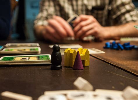 Board Games Versus Online Games