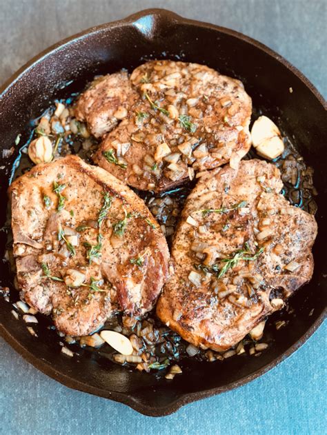 Pan Seared Pork Chops With Brown Butter Garlic Herb Sauce Super Safeway