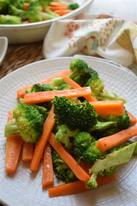 Roasted Carrots With Maple Syrup Julia S Cuisine