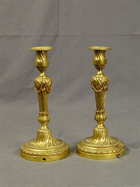 Paire De Bougeoirs En Bronze Dor Cisel Le F T Balustre Cannelures