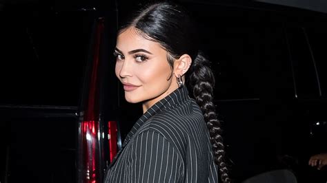 Kylie Jenner Opened Up About "Lost Friends" and Anxiety in the Wake of ...