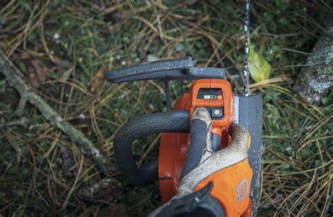 New Husqvarna Battery Chainsaws The T540ixp And 540ixp