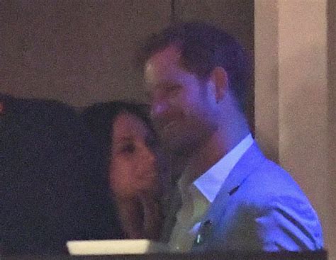 Meghan Markle Cosies Up To Prince Harry At Invictus Games Closing