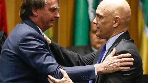 Moraes Mandou Apreender Passaporte De Bolsonaro Em Operação Da Pf Banda B