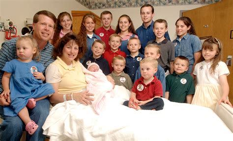 Duggar Rules: The Strict Family Guidelines Are Straight-Up Biblical ...