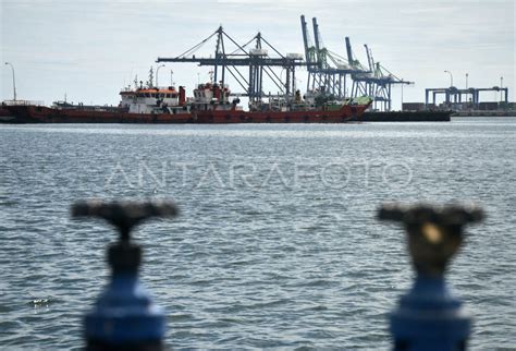 Perkembangan Pembangunan Makassar New Port Antara Foto