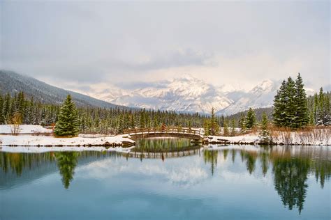 Reasons You Should Visit Cascade Ponds In Banff