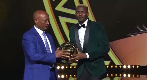 Victor Osimhen Pallone D Oro Africano 2023 VIDEO Napoli Village