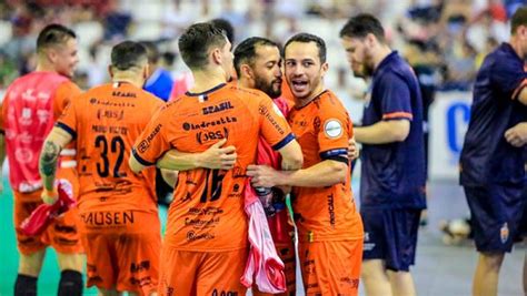 Brasileiro De Futsal Passo Fundo RS Goleia O Estrela Do Norte Por 4 A