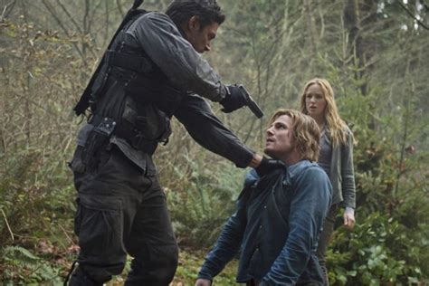 ARROW Season 2 Episode 12 Tremors Photos | SEAT42F