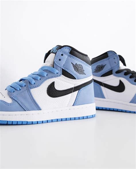 Jordan Mid 1 Outfit Jordan 1 Outfit Women Baddie Blue Air Jordan 1 Outfits Blue Jordans