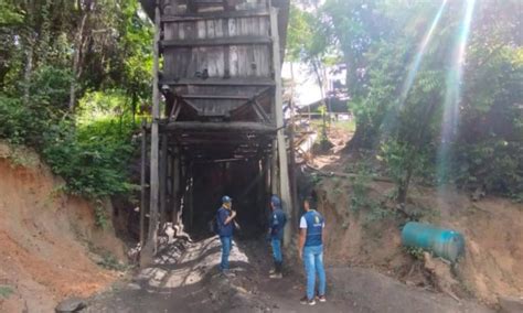 Asciende la cifra de muertes por explosión en mina de Colombia Austin