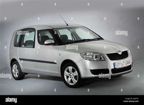 Skoda roomster Banque de photographies et dimages à haute résolution