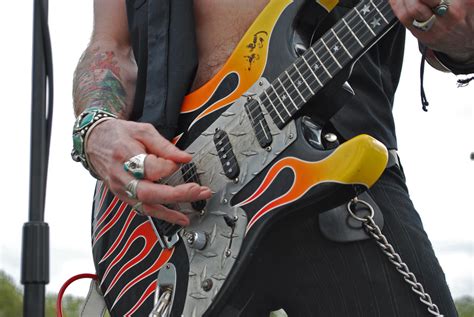 San Antonio Rock N Roll Marathon Joey Fender And The S Flickr