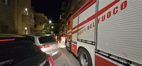 Licata Divampa Incendio In Casa Mentre Dorme Salvato Dai Vigili Del